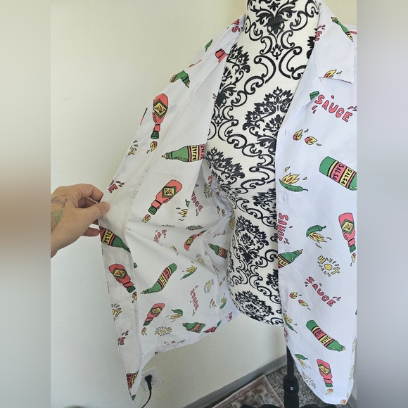 Level Ten Novelty Hot Sauce Button Down - Picture 9 of 9